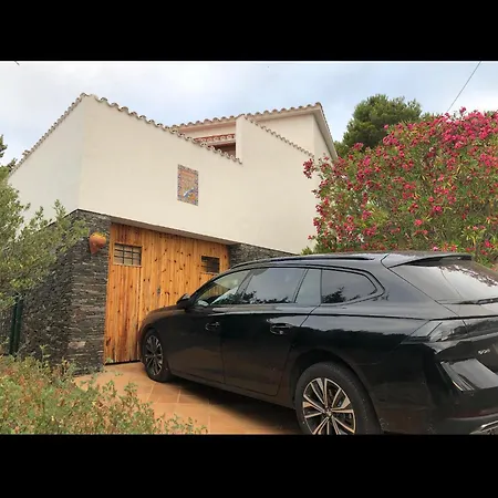 Villa Arbolitos